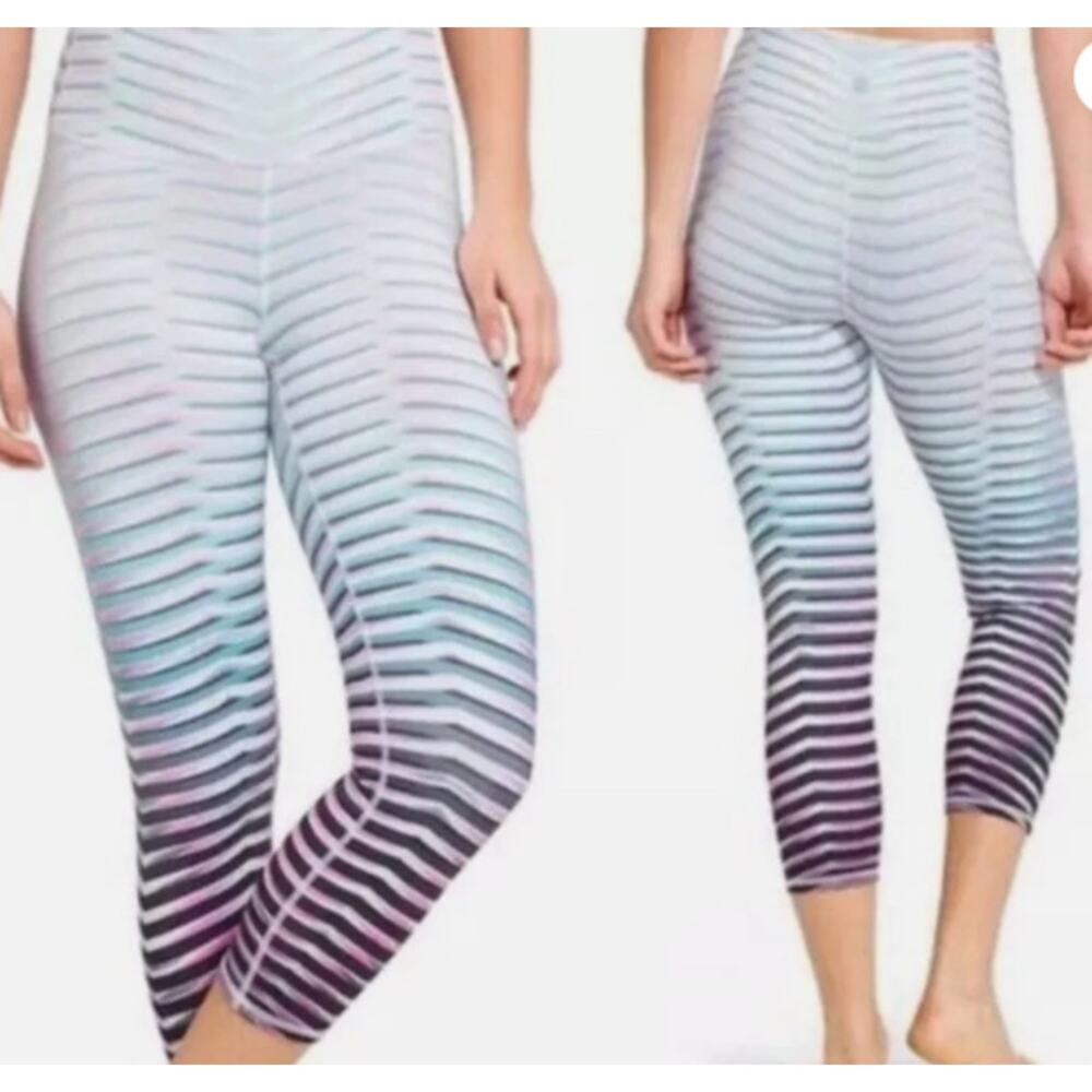 Athleta S Prism High-Rise‎ Chaturanga Capri Leggings Multi-Color Stripe Athletic